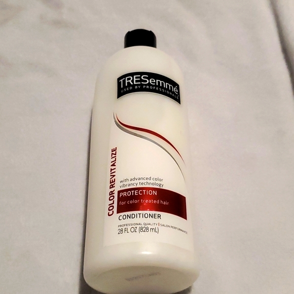 New Tresemme Shampoo & Conditioner 3 Pack - Picture 3 of 4